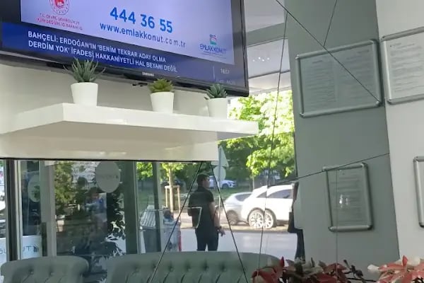 Turkuaz Ağız ve Diş Sağlığı Polikliniği - Resim 12