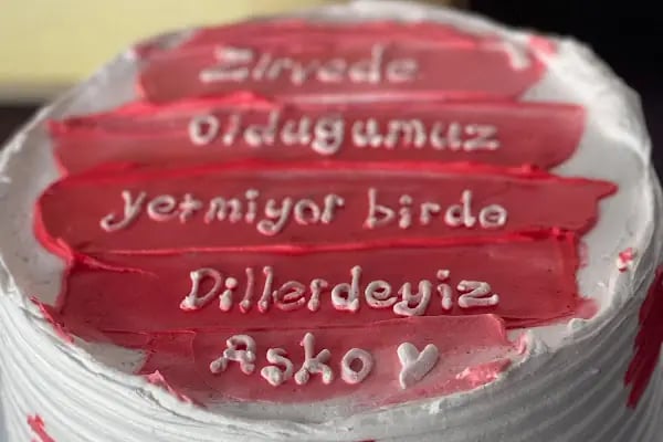 Öz Yörükoğlu Pastanesi - Resim 18