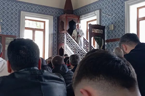 Osmangazi Cami - Resim 16
