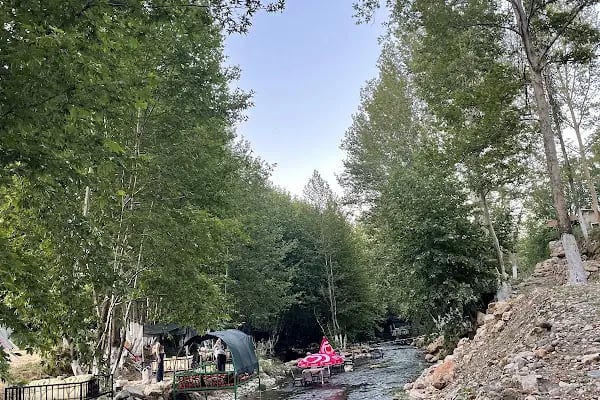 Çermik Sinek Şelalesi Aile Çay Bahçesi - Resim 7