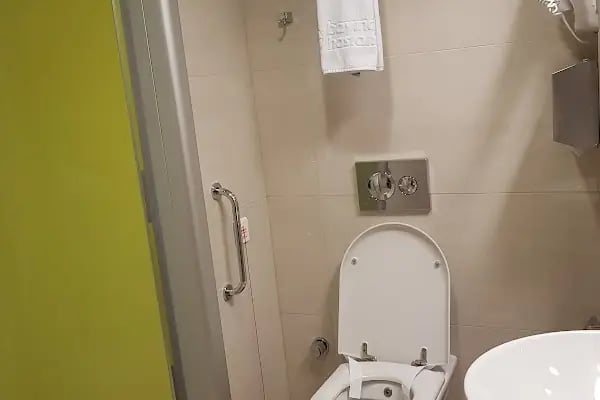 Bayındır İçerenköy Hastanesi - Resim 4