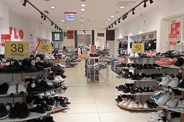 FLO Konacık Cadde Mağazası - Resim 2