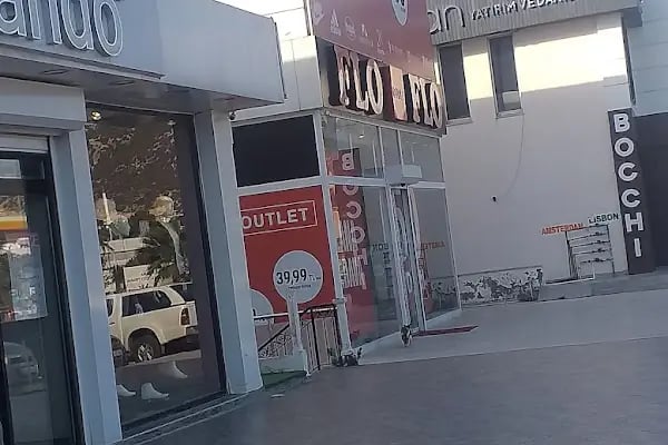 FLO Konacık Cadde Mağazası - Resim 3
