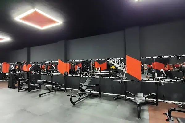 NON GYM Fitness Salonu - Resim 18
