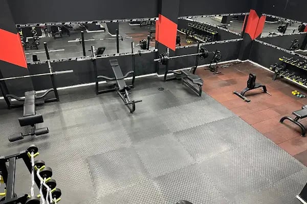 NON GYM Fitness Salonu - Resim 20