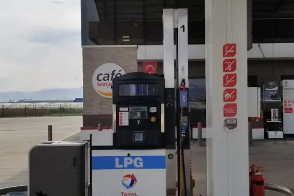 Total Karatoy Petrol - Resim 6