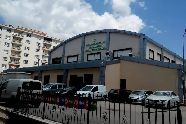 Hüdavendigar Kapalı Spor Salonu - Resim 17