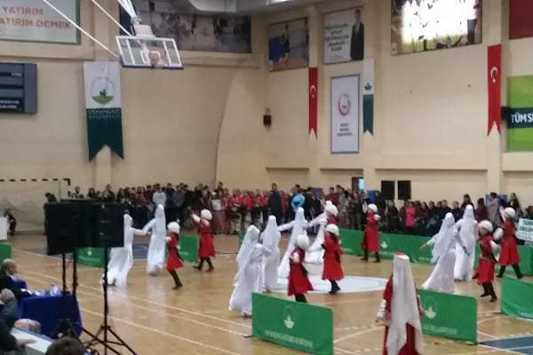 Hüdavendigar Kapalı Spor Salonu - Resim 10