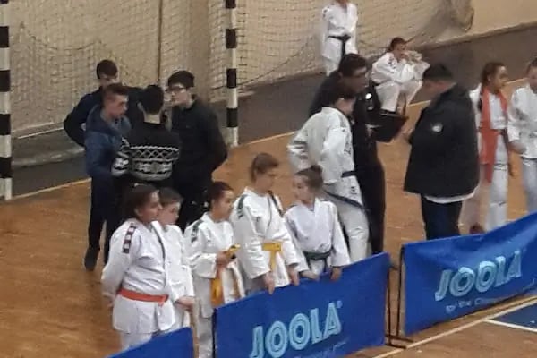Hüdavendigar Kapalı Spor Salonu - Resim 18