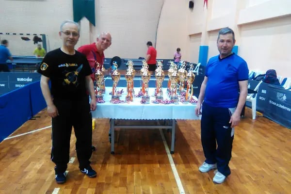 Hüdavendigar Kapalı Spor Salonu - Resim 4