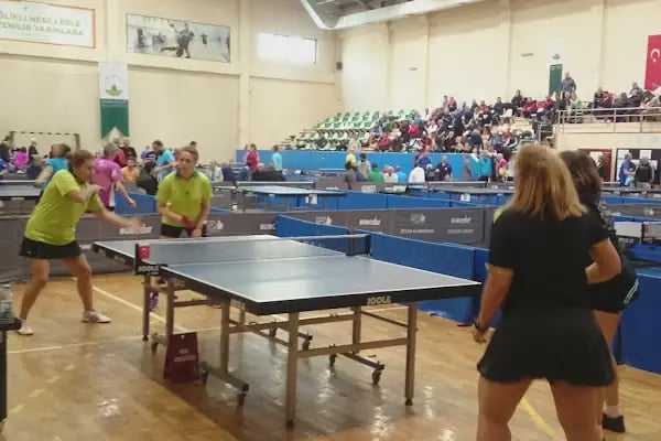 Hüdavendigar Kapalı Spor Salonu - Resim 16