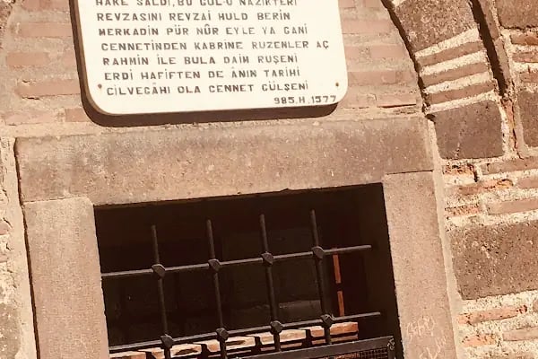 Kar yağdı Türbesi - Resim 6