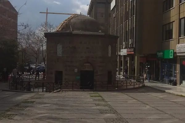 Kar yağdı Türbesi - Resim 15