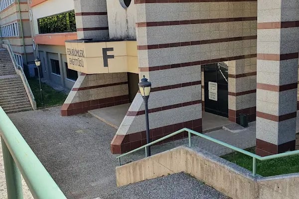 Kocaeli Üniversitesi Mühendislik Fakültesi Dekanlık - Resim 12