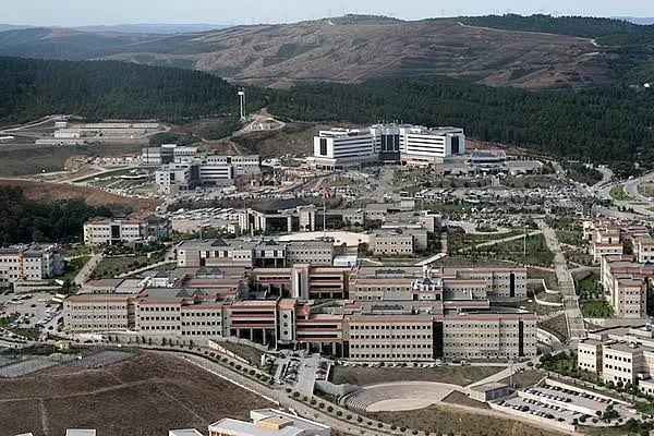 Kocaeli Üniversitesi Mühendislik Fakültesi Dekanlık - Resim 7