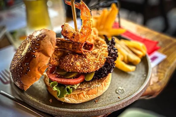 Mezze Grill Restaurant &amp; Ocakbasi - Resim 7