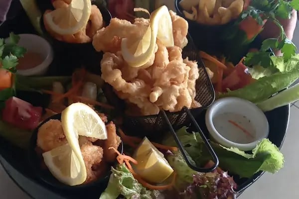 Mezze Grill Restaurant &amp; Ocakbasi - Resim 19