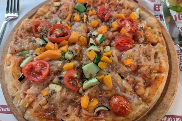 Mezze Grill Restaurant &amp; Ocakbasi - Resim 17