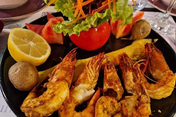 Mezze Grill Restaurant &amp; Ocakbasi - Resim 13