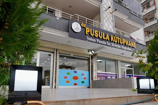 Pusula kütüphanesi Diyarbakır - Resim 6