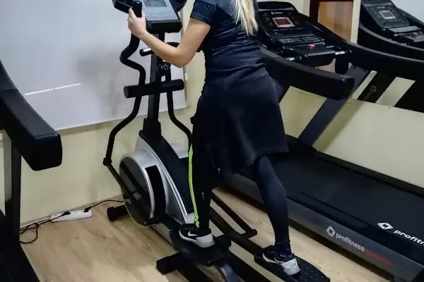 Gymnasium Personal Training Studio - Resim 2