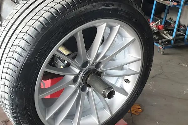 Yılmaz Kardeşler Oto Lastik Lassa-Bridgestone-Dayton - Resim 18