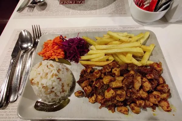 Kalender Lokanta ve Kafe - Resim 7