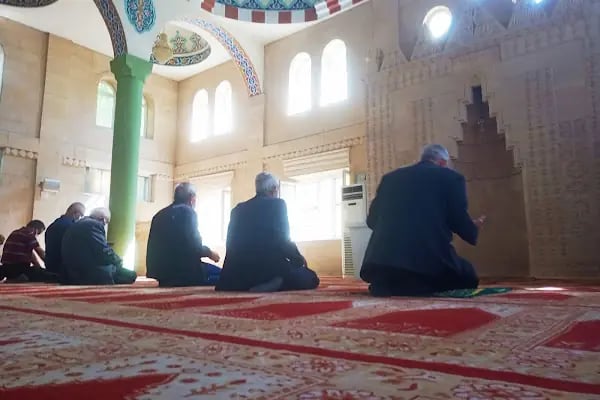 Aladağ Merkez Cami - Resim 11
