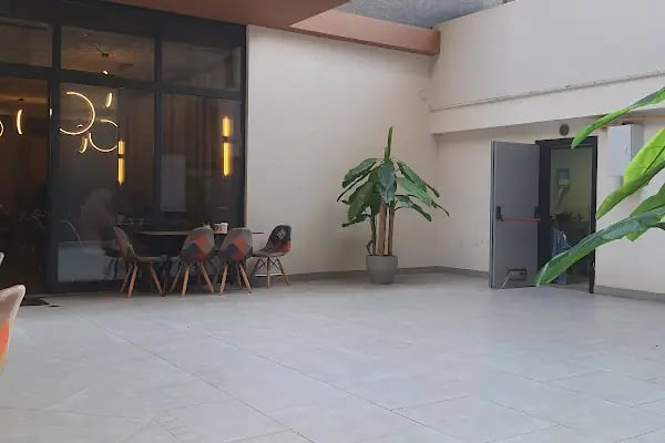 Royal Axis Suites Hotel - Resim 10