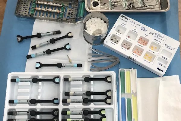 Özkan Karabat Dental Studio - Resim 2