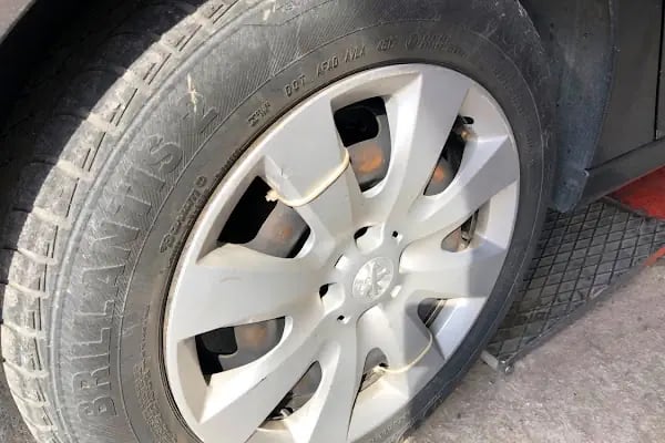 LastikPark - Canıyılmaz Oto Lastik - Resim 16
