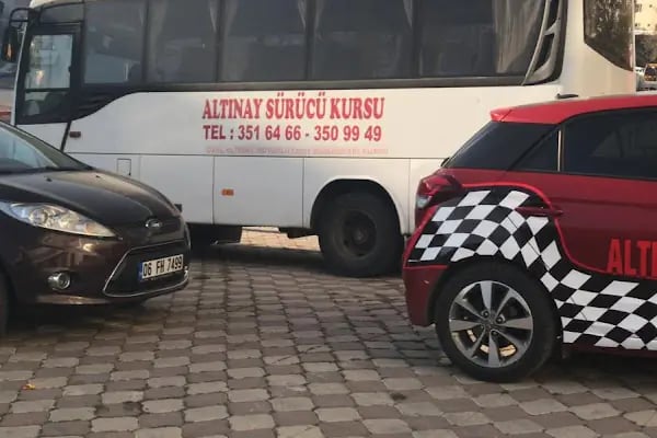 Altınay Surucu Kursu Karapürçek - Resim 8