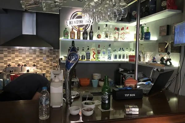 Cheers Bar - Resim 4