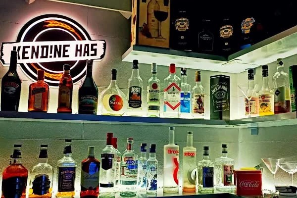 Cheers Bar - Resim 6