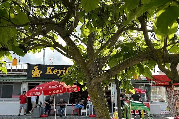 Keyifli Cafe - Resim 12