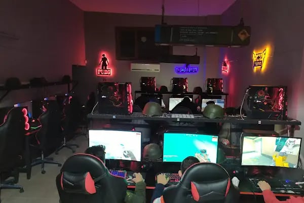 oN7 playstation cafe - Resim 19