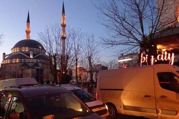 Bağcılar Merkez Camii - Resim 8