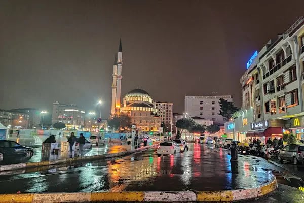 Bağcılar Merkez Camii - Resim 12