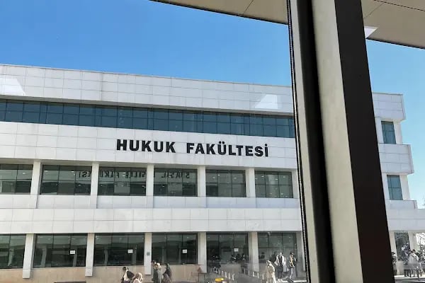 Sakarya Üniversitesi Siyasal Bilgiler Fakültesi - Resim 8
