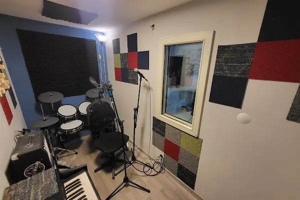 Güz Sanat Akademi Kursu - Gitar Kursu, Piyano Kursu, Keman, Bateri, Drama, Resim, Tiyatro - Resim 12