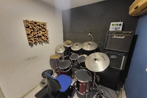 Güz Sanat Akademi Kursu - Gitar Kursu, Piyano Kursu, Keman, Bateri, Drama, Resim, Tiyatro - Resim 9
