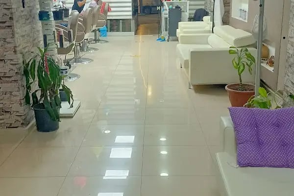 Saloon Cix - Resim 2