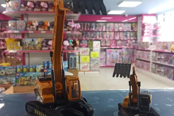 PARK TOYS OYUNCAK MAĞAZASI - Pilsan Hot Wheels Barbie Clementoni Satıcı oyuncak mağazası - Resim 4