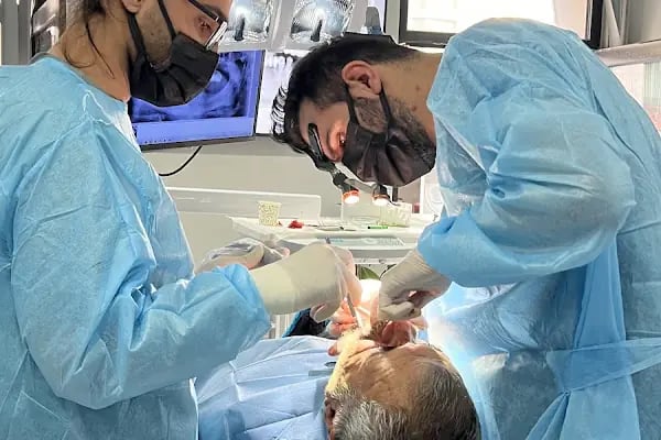 Ovadent Ağız Ve Diş Sağlığı Polikliniği - Resim 13