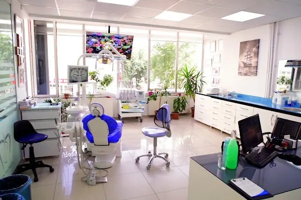 Özel Dentapark Ağız ve Diş Sağlığı Polikliniği - Resim 2