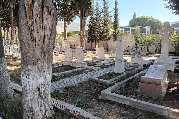 Protestan Baptist Kilisesi - Resim 6