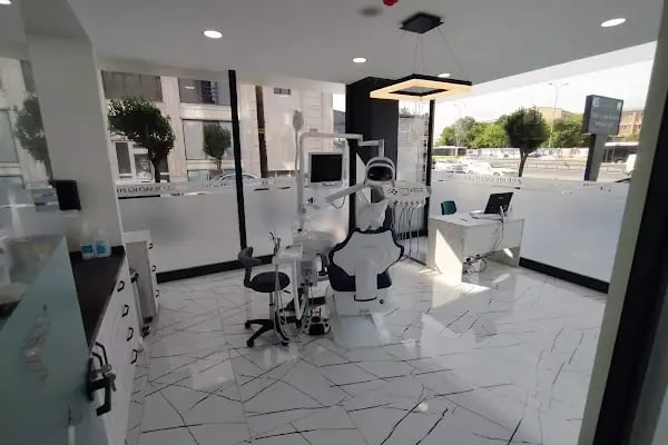 Cerrahi Grup Avcılar Ağız ve Diş Sağlığı Polikliniği - Resim 7