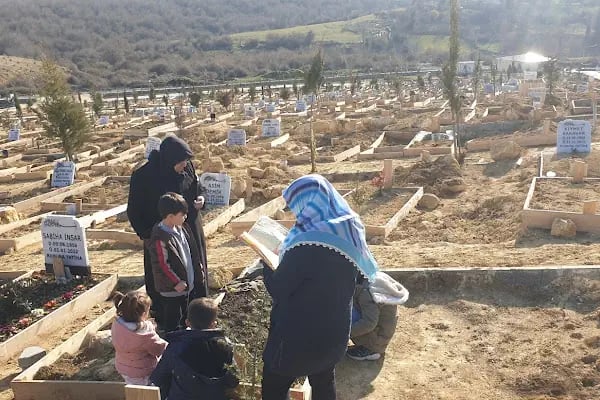 Tayakadın Yeni Mezarlık - Resim 7