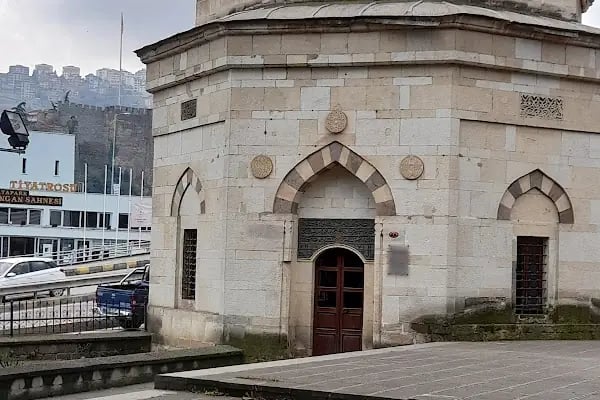 Gülbahar Hatun Türbesi - Resim 2