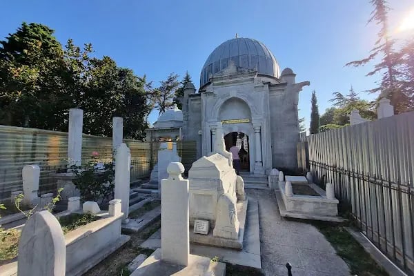 Gülbahar Hatun Türbesi - Resim 9